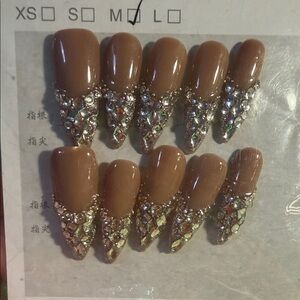 Elegant Brown and Silver Press-On Nails
